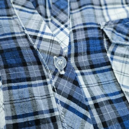 Chemise crop top femme à carreaux bleue – Image 5